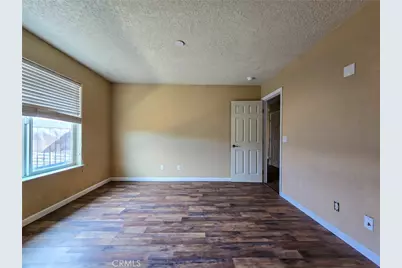 10282 Farmington, Oak Hills, CA 92344 - Photo 13