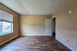 10282 Farmington, Oak Hills, CA 92344 - Photo 13