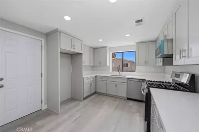 18358 Catalpa, Hesperia, CA 92345 - Photo 15