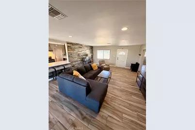 58282 Pueblo, Yucca Valley, CA 92284 - Photo 3