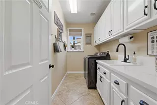 18077 Tanzanite Rd, San Bernardino, CA 92407 - Photo 23