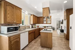 698 Wellesley, Claremont, CA 91711 - Photo 13