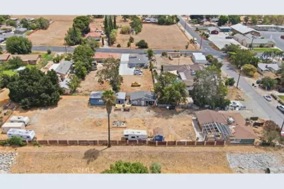 32438 Kentucky, Yucaipa, CA 92399 - Photo 49