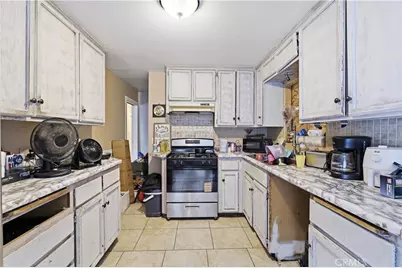 32438 Kentucky, Yucaipa, CA 92399 - Photo 17
