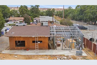 32438 Kentucky, Yucaipa, CA 92399 - Photo 57