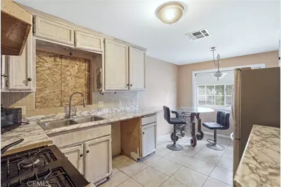 32438 Kentucky, Yucaipa, CA 92399 - Photo 11