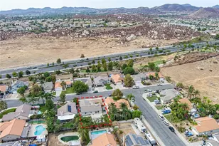 25800 Harzburg, Menifee, CA 92584 - Photo 35