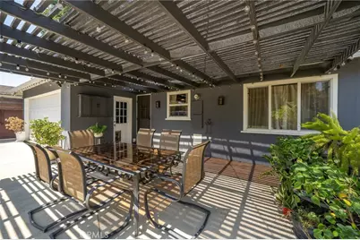 1552 Hacienda Place, Pomona, CA 91768 - Photo 25