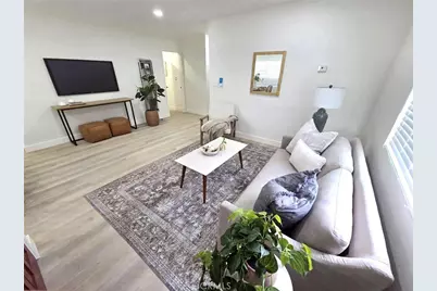 1046 N Bonnie Beach, East Los Angeles, CA 90063 - Photo 3