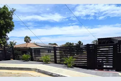 1046 N Bonnie Beach, East Los Angeles, CA 90063 - Photo 17