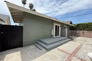 1481 W 49th, Los Angeles, CA 90062 - Photo 15