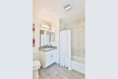 6826 N Whitman Avenue, Van Nuys, CA 91406 - Photo 15
