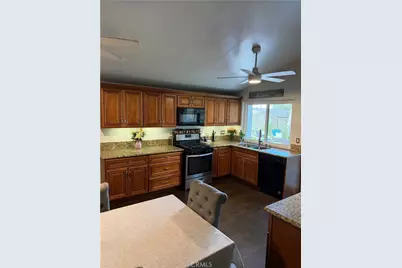 44148 Gingham Avenue, Lancaster, CA 93535 - Photo 11