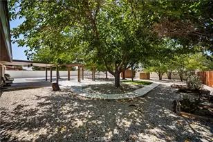 21960 Maumee Rd, Apple Valley, CA 92308 - Photo 33