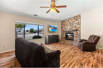21960 Maumee Road, Apple Valley, CA 92308 - Photo 9