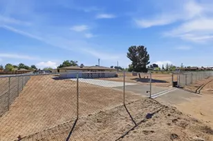 11363 Maple, Hesperia, CA 92345 - Photo 7