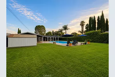 1437 E Vine, West Covina, CA 91791 - Photo 23