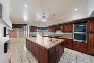 22899 Lava, Nuevo, CA 92567 - Photo 11