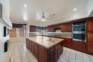 22899 Lava, Nuevo, CA 92567 - Photo 11