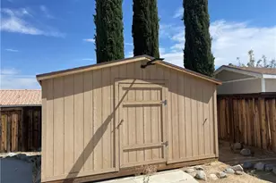 10800 Gates, Adelanto, CA 92301 - Photo 23