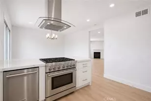 10365 Downey Ave, Downey, CA 90241 - Photo 15