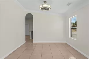 15921 Pine St, Hesperia, CA 92345 - Photo 9