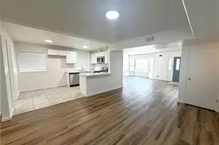 19631 Four Oaks St, Canyon Country, CA 91351 - Photo 5