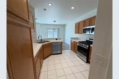 33551 Winston Way #B, Temecula, CA 92592 - Photo 11