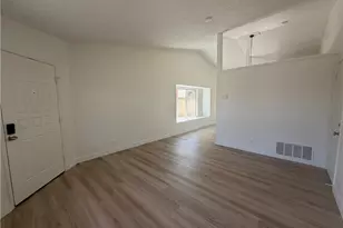 1910 Summertree Dr, Perris, CA 92571 - Photo 5