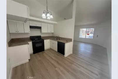 1910 Summertree Drive, Perris, CA 92571 - Photo 9