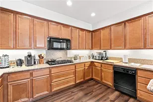8157 Maisey Ct, Eastvale, CA 92880 - Photo 15