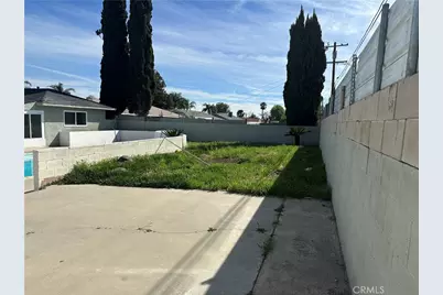 114 S Acacia, Rialto, CA 92376 - Photo 25