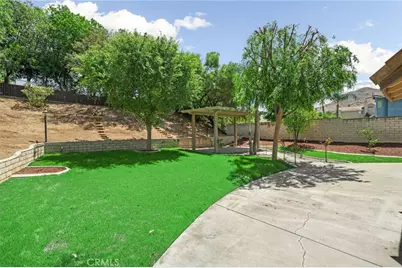 2110 S Glenwood, Colton, CA 92324 - Photo 31