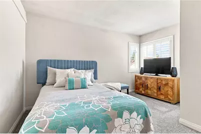 16970 Lurelane Street, Fontana, CA 92336 - Photo 17