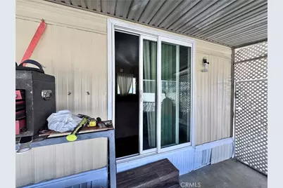 16860 Slover, Fontana, CA 92337 - Photo 23