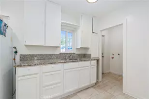 135 E 77th St, Los Angeles, CA 90003 - Photo 11