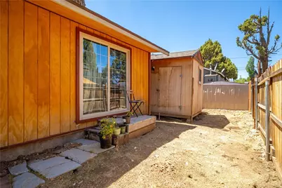 969 Hemlock, Big Bear City, CA 92314 - Photo 37