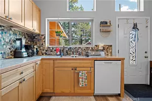 969 Hemlock, Big Bear City, CA 92314 - Photo 13