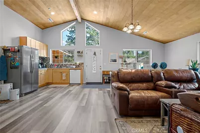 969 Hemlock, Big Bear City, CA 92314 - Photo 9