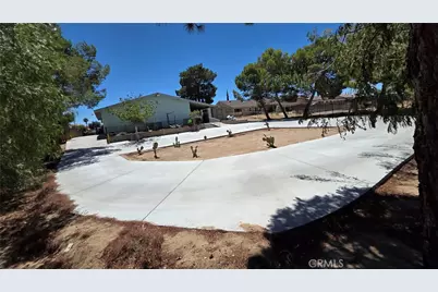 14262 La Mesa Rd, Victorville, CA 92392 - Photo 23