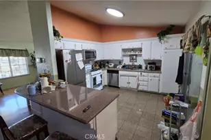 14262 La Mesa Rd, Victorville, CA 92392 - Photo 13