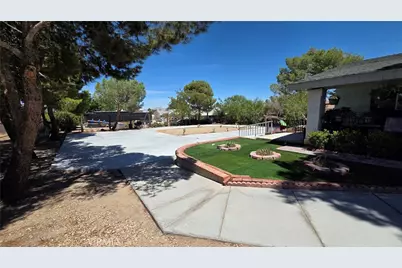 14262 La Mesa Rd, Victorville, CA 92392 - Photo 19