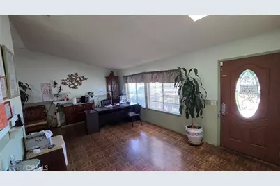 14262 La Mesa Rd, Victorville, CA 92392 - Photo 7