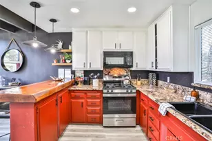 24833 Matterhorn Ct, Crestline, CA 92325 - Photo 21
