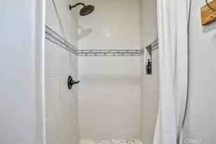 24833 Matterhorn Ct, Crestline, CA 92325 - Photo 27