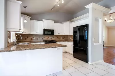 819 Plaza Serena, Ontario, CA 91764 - Photo 7