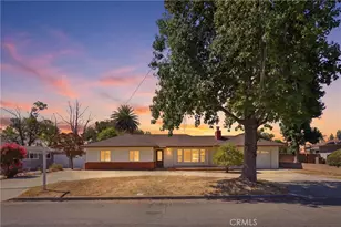 371 E Mariposa Dr, Rialto, CA 92376 - Photo 1