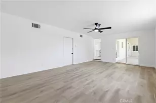 371 E Mariposa Dr, Rialto, CA 92376 - Photo 15
