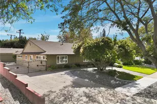 838 Maryhurst, Claremont, CA 91711 - Photo 3