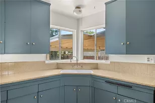 237 W Van Koevering St, Rialto, CA 92376 - Photo 11